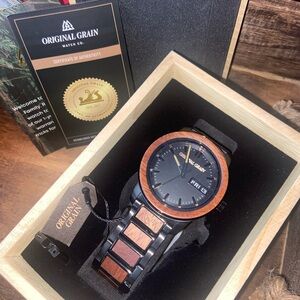 Original Grain Sapele Black Barrel 42mm watch - men or woman’s